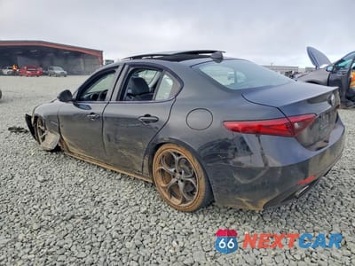 Drugie zdjęcie samochodu z przodu: 2017 ALFA ROMEO GIULIA TI VIN:ZARFAECN0H7543045 - miniatura