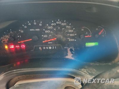 Zdjęcie 9 z 13 samochodu: 2008 FORD ECONOLINE E350 SUPER DUTY WAGON VIN:1FBNE31L78DB14992 - miniatura