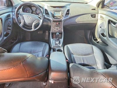 Zdjęcie 8 z 13 samochodu: 2015 HYUNDAI ELANTRA LIMITED VIN:5NPDH4AE7FH610677 - miniatura