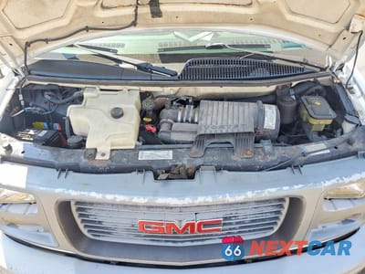 Zdjęcie 12 z 13 samochodu: 2001 GMC SAVANA G3500 VIN:1GTHG39R611100875 - miniatura