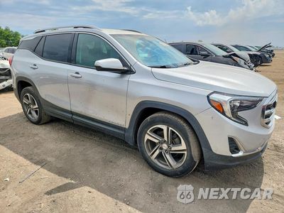 Czwarte zdjęcie samochodu z boku: 2020 GMC TERRAIN SLT VIN:3GKALPEV2LL180814 - miniatura