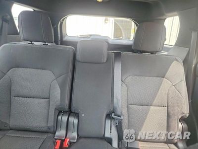 Zdjęcie 10 z 13 samochodu: 2016 FORD EXPLORER XLT VIN:1FM5K8D83GGC31499 - miniatura