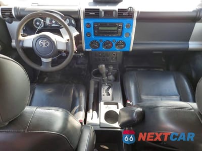 Zdjęcie 8 z 12 samochodu: 2008 TOYOTA FJ CRUISER BASE VIN:JTEBU11F480105136 - miniatura
