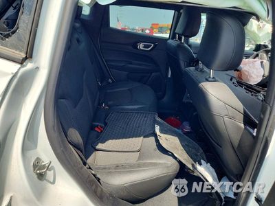 Zdjęcie 11 z 13 samochodu: 2025 JEEP COMPASS LATITUDE VIN:3C4NJDBN7ST617713 - miniatura