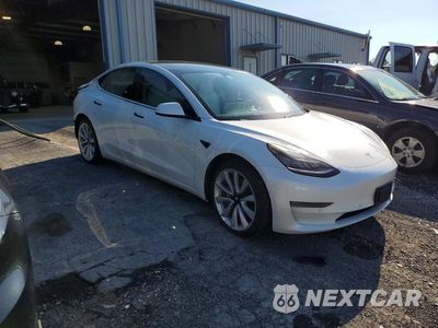 Czwarte zdjęcie samochodu z boku: 2019 TESLA MODEL 3 VIN:5YJ3E1EB8KF195610 - miniatura