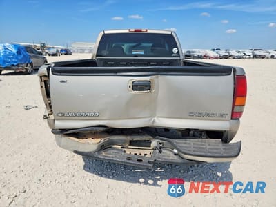 Zdjęcie 6 z 12 samochodu: 2000 CHEVROLET SILVERADO C1500 VIN:2GCEC19W6Y1123974 - miniatura