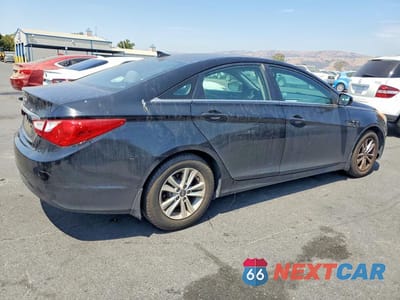 Trzecie zdjęcie samochodu z tyłu: 2013 HYUNDAI SONATA GLS VIN:5NPEB4AC3DH737122 - miniatura