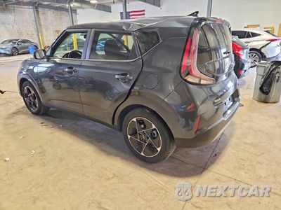 Drugie zdjęcie samochodu z przodu: 2025 KIA SOUL EX VIN:KNDJ33AU2S7273787 - miniatura