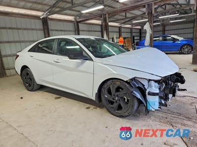 Czwarte zdjęcie samochodu z boku: 2026 HYUNDAI ELANTRA SEL SPORT VIN:KMHLM4DG8TU234864 - miniatura
