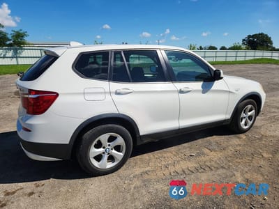 Trzecie zdjęcie samochodu z tyłu: 2011 BMW X3 XDRIVE28I VIN:5UXWX5C54BL702932 - miniatura