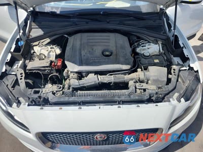 Zdjęcie 12 z 14 samochodu: 2017 JAGUAR F-PACE PRESTIGE VIN:SADCK2BN5HA088341 - miniatura