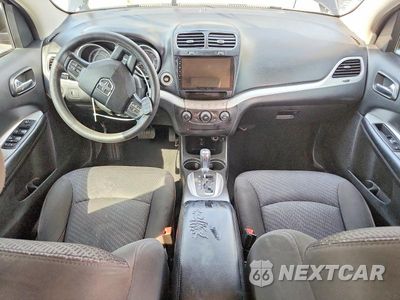 Zdjęcie 8 z 14 samochodu: 2017 DODGE JOURNEY SE VIN:3C4PDCABXHT630160 - miniatura