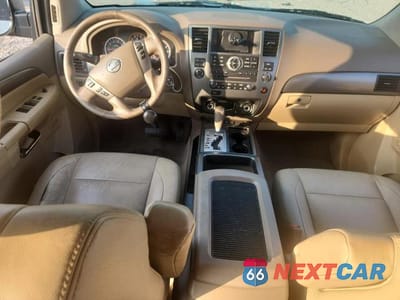 Zdjęcie 8 z 13 samochodu: 2014 NISSAN ARMADA SV VIN:5N1BA0ND5EN611035 - miniatura