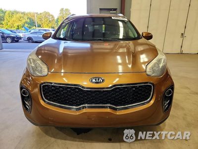 Piąte zdjęcie samochodu w środku: 2017 KIA SPORTAGE EX VIN:KNDPNCACXH7275842 - miniatura
