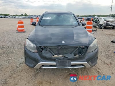 Piąte zdjęcie samochodu w środku: 2017 MERCEDES-BENZ GLC 300 VIN:WDC0G4JB7HF130623 - miniatura