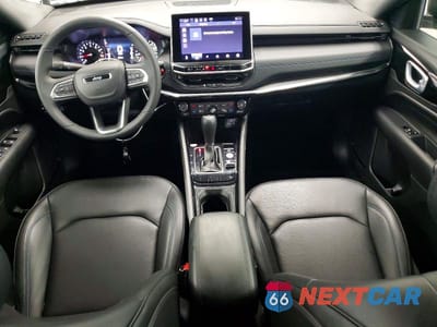 Zdjęcie 8 z 14 samochodu: 2026 JEEP COMPASS LIMITED VIN:3C4NJDCN8TT258209 - miniatura