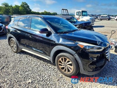 Czwarte zdjęcie samochodu z boku: 2018 HYUNDAI TUCSON SEL VIN:KM8J33A48JU614315 - miniatura