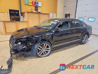 2017 VOLKSWAGEN PASSAT R-LINE 1VWDT7A39HC044175 - główne zdjęcie licytacji z USA - miniatura