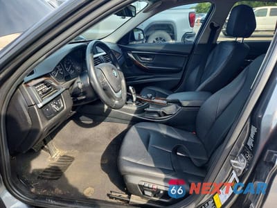 Zdjęcie 7 z 12 samochodu: 2015 BMW 328 XI SULEV VIN:WBA3B5G59FNS20140 - miniatura