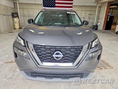 Piąte zdjęcie samochodu w środku: 2023 NISSAN ROGUE S VIN:5N1BT3AB8PC931125 - miniatura