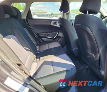 Zdjęcie 10 z 12 samochodu: 2022 KIA SOUL LX VIN:KNDJ23AU6N7824603 - miniatura