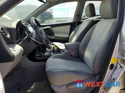 Zdjęcie 7 z 13 samochodu: 2013 TOYOTA RAV4 EV BASE VIN:2T3YL4DV7DW002238 - miniatura