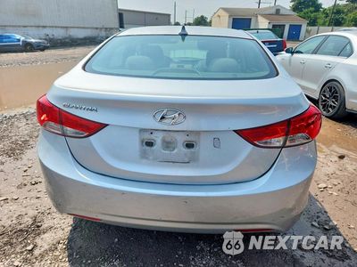 Zdjęcie 6 z 12 samochodu: 2013 HYUNDAI ELANTRA GLS VIN:5NPDH4AE4DH202845 - miniatura