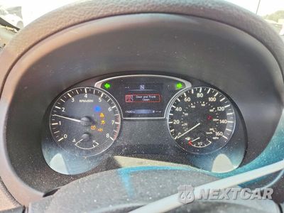 Zdjęcie 9 z 12 samochodu: 2016 NISSAN ALTIMA 2.5 S VIN:1N4AL3AP6GN354150 - miniatura
