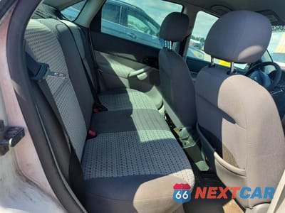 Zdjęcie 10 z 12 samochodu: 2007 FORD FOCUS ZX4 VIN:1FAFP34N27W256750 - miniatura