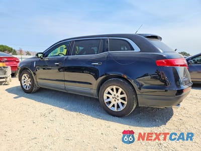 Drugie zdjęcie samochodu z przodu: 2018 LINCOLN MKT VIN:2LMHJ5NK0JBL01942 - miniatura