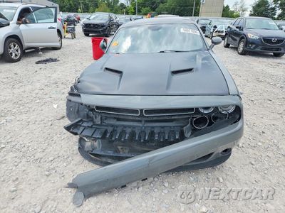 Piąte zdjęcie samochodu w środku: 2018 DODGE CHALLENGER R/T VIN:2C3CDZBT9JH141986 - miniatura