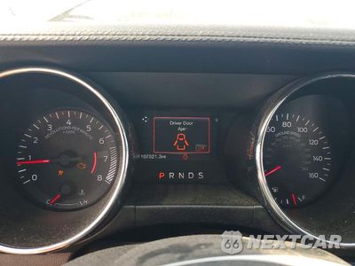 Zdjęcie 9 z 12 samochodu: 2015 FORD MUSTANG VIN:1FA6P8AM9F5433176 - miniatura
