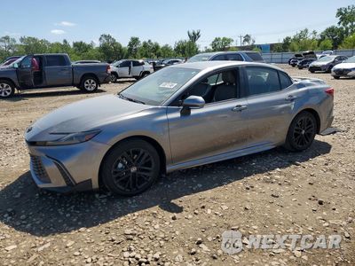 2025 TOYOTA CAMRY SE 4T1DAACK1SU531944 - główne zdjęcie licytacji z USA - miniatura