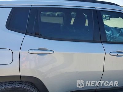 Zdjęcie 11 z 13 samochodu: 2025 JEEP COMPASS LATITUDE VIN:3C4NJDBN1ST561901 - miniatura