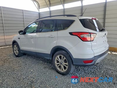 Drugie zdjęcie samochodu z przodu: 2018 FORD ESCAPE SE VIN:1FMCU0GD7JUC10790 - miniatura