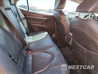 Zdjęcie 10 z 12 samochodu: 2018 TOYOTA CAMRY HYBRID XLE VIN:4T1B21HK7JU509152 - miniatura