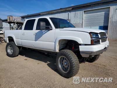 Czwarte zdjęcie samochodu z boku: 2003 CHEVROLET SILVERADO K2500 HEAVY DUTY VIN:1GCHK23193F121771 - miniatura