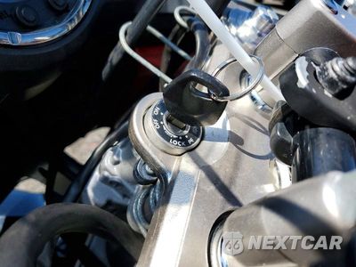 Zdjęcie 8 z 9 samochodu: 2012 SUZUKI DL1000 VIN:JS1VT53AXC2100799 - miniatura