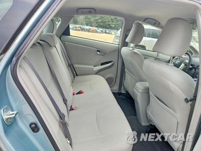 Zdjęcie 10 z 12 samochodu: 2013 TOYOTA PRIUS TWO VIN:JTDKN3DU7D5613346 - miniatura