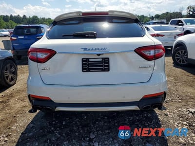 Zdjęcie 6 z 13 samochodu: 2019 MASERATI LEVANTE GTS VIN:ZN661ZUA0KX320314 - miniatura