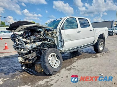 2014 TOYOTA TACOMA DOUBLE CAB 3TMLU4EN6EM136568 - główne zdjęcie licytacji z USA - miniatura