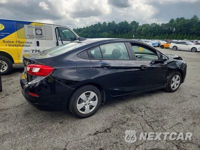 Trzecie zdjęcie samochodu z tyłu: 2017 CHEVROLET CRUZE LS VIN:1G1BC5SM6H7211003 - miniatura