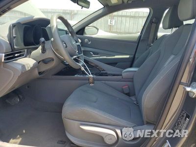 Zdjęcie 7 z 12 samochodu: 2023 HYUNDAI ELANTRA BLUE VIN:KMHLM4AJ2PU073997 - miniatura