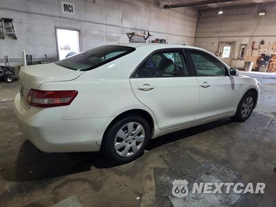 Trzecie zdjęcie samochodu z tyłu: 2010 TOYOTA CAMRY LE VIN:4T4BF3EK6AR074537 - miniatura
