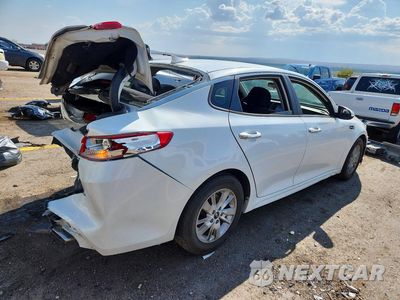 Trzecie zdjęcie samochodu z tyłu: 2016 KIA OPTIMA LX VIN:5XXGT4L35GG052610 - miniatura