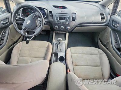Zdjęcie 8 z 12 samochodu: 2015 KIA FORTE LX VIN:KNAFX4A61F5375663 - miniatura