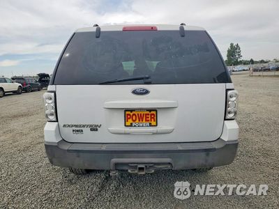 Zdjęcie 6 z 13 samochodu: 2005 FORD EXPEDITION XLT VIN:1FMPU16505LB04596 - miniatura
