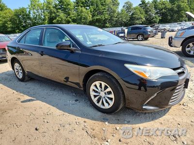 Czwarte zdjęcie samochodu z boku: 2016 TOYOTA CAMRY LE VIN:4T4BF1FK1GR518838 - miniatura