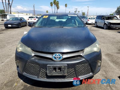 Piąte zdjęcie samochodu w środku: 2017 TOYOTA CAMRY HYBRID SE VIN:4T1BD1FK8HU201687 - miniatura