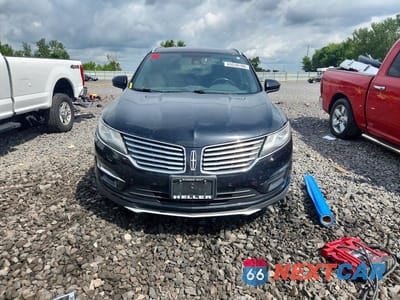 Piąte zdjęcie samochodu w środku: 2017 LINCOLN MKC RESERVE VIN:5LMCJ3D99HUL49210 - miniatura
